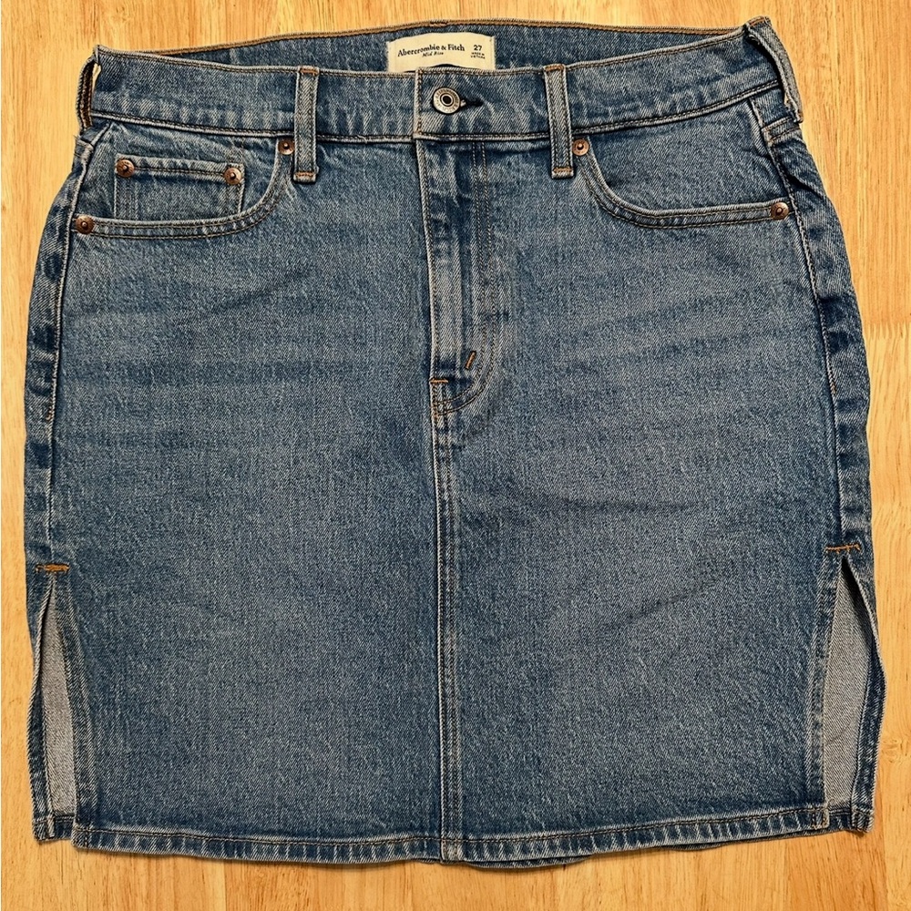Abercrombie denim skirt (copy)